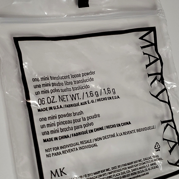 NEW Mary Kay Mini Translucent Powder with Brush Travel Pack (1.6g) - Picture 5 of 7